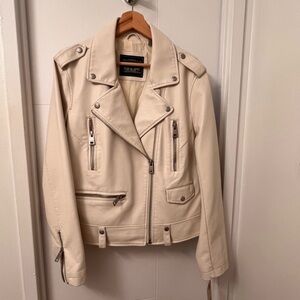 Levi’s Women’s Faux Leather jacket